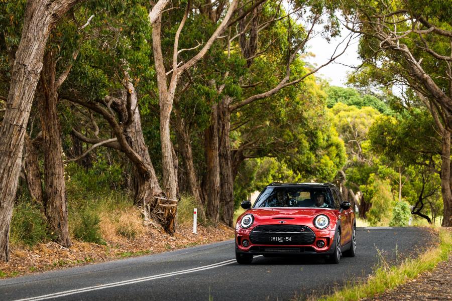  Mini Cooper S Clubman (F54) 2019 года  (AU) (фото 1 из 2)